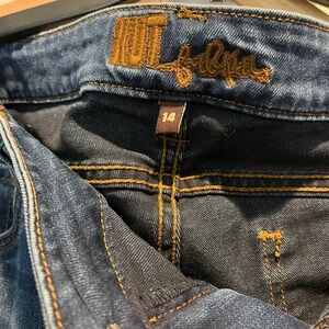 Kut from the Kloth Straight Leg Jeans in Blue with Gold Stitching